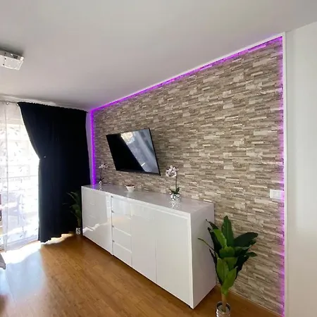 Apartment Laura *