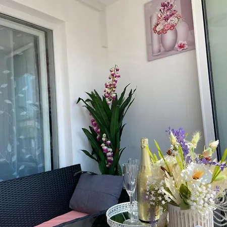 Apartment Laura Makarska
